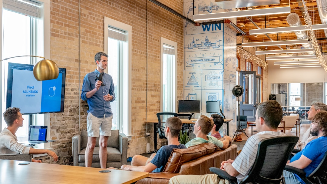 Mastering Chaos: Lessons from Meta and Airbnb Leadership