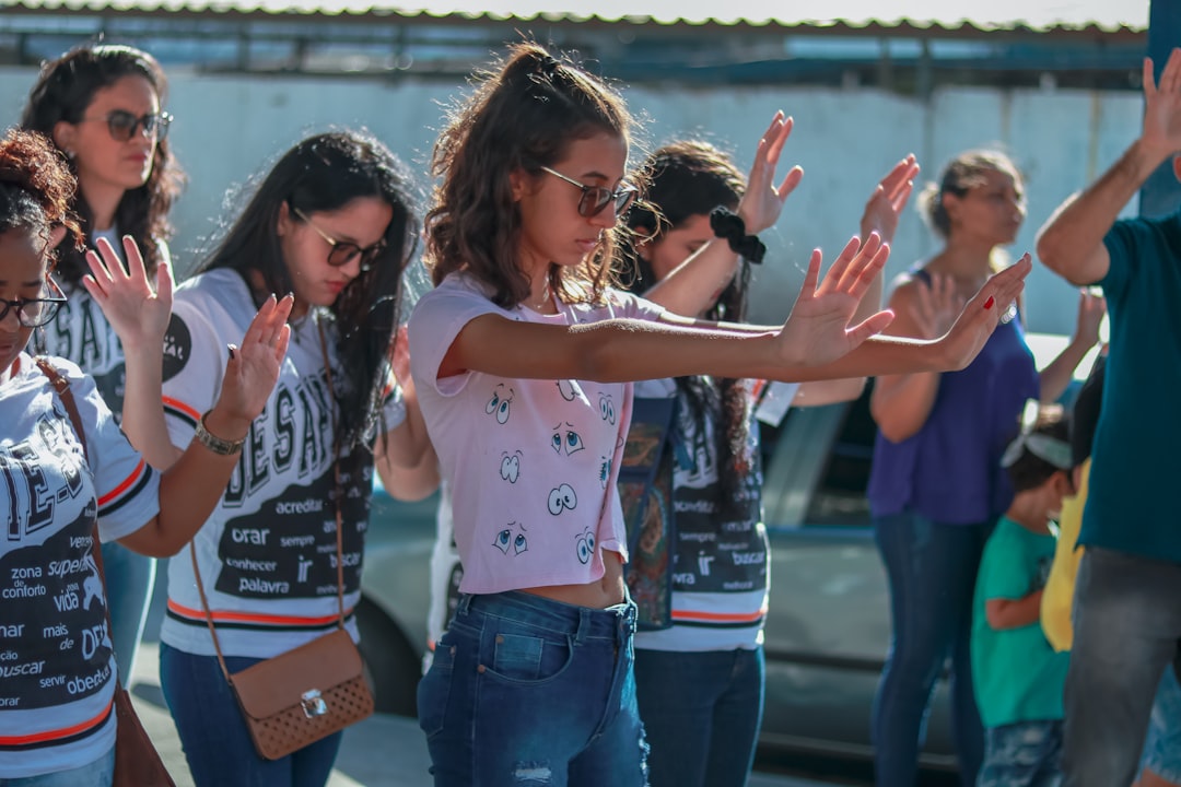 Get Teens Moving: Fun Fitness with Lawa's Game Blend!