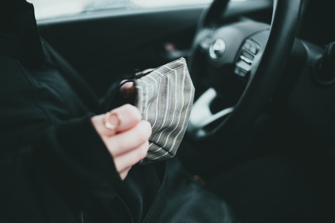 Investing Guru: Why Not to Cash Out Before a Crash
