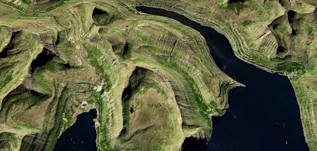 AI Maps Earth with 10-Meter Precision Using Satellites