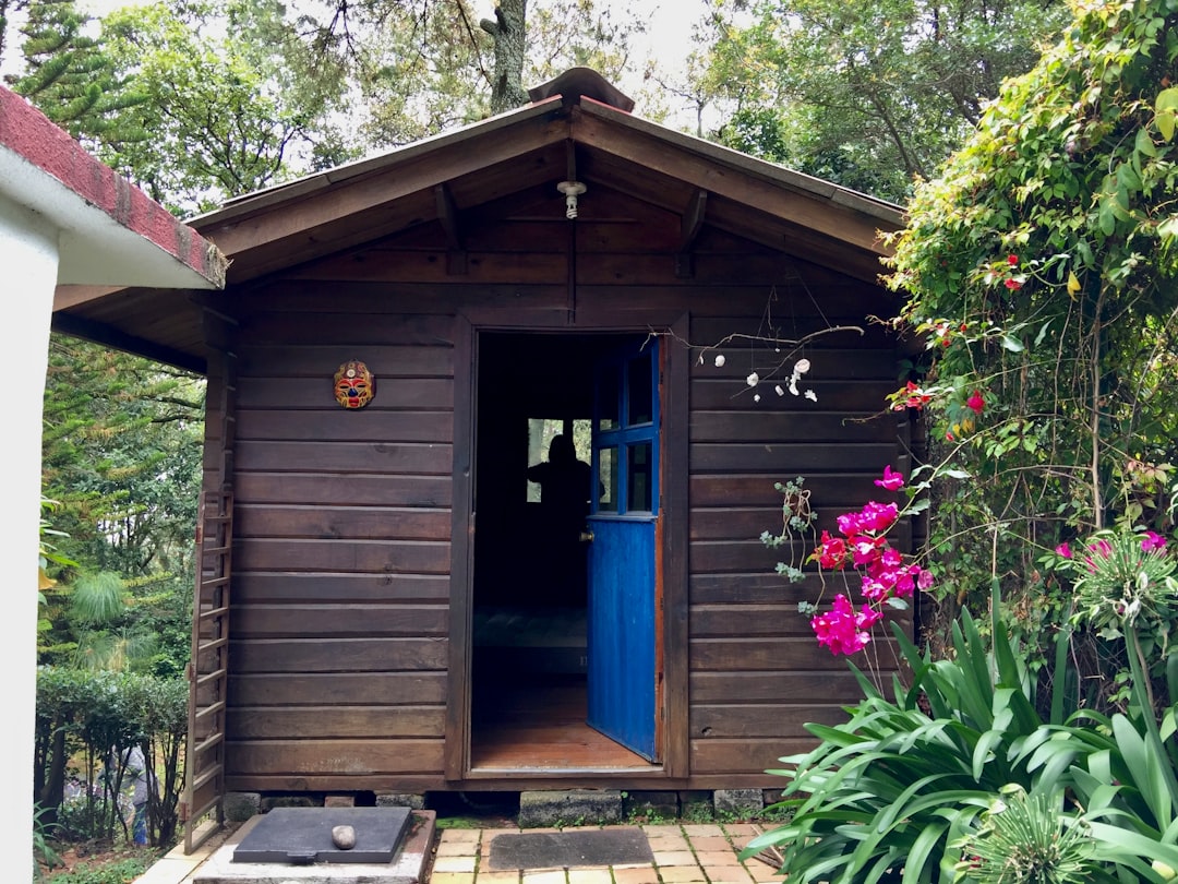 Discover Tiny House Bliss: Invest in The Chipper BNB